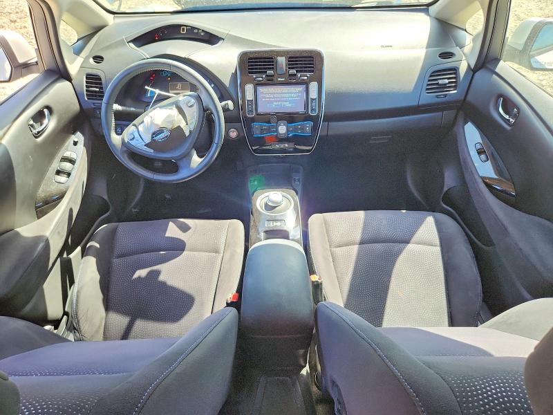 59676676 :رقم المزاد ، 1N4AZ0CP8FC304614 vin ، 2015 Nissan Leaf مزاد بيع