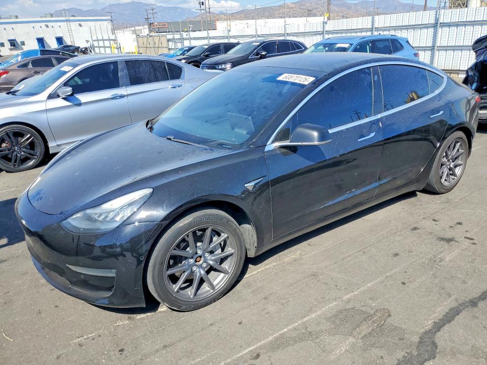 Продаж на аукціоні авто 2020 Tesla Model 3, vin: 5YJ3E1EB4LF735164, номер лоту: 60870126