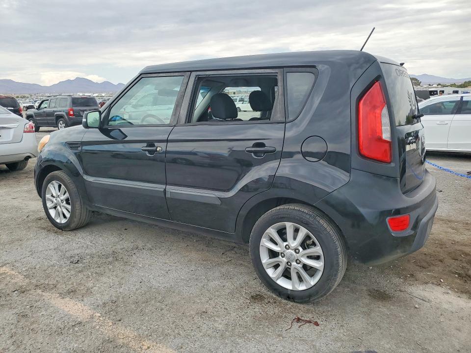 61411546 :رقم المزاد ، KNDJT2A67C7460570 vin ، 2012 Kia Soul مزاد بيع
