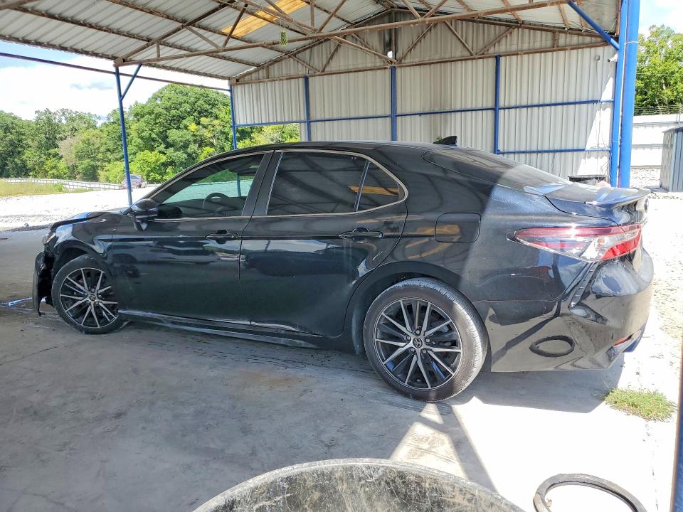 61911216 :رقم المزاد ، 4T1G11AK9MU608482 vin ، 2021 Toyota Camry مزاد بيع