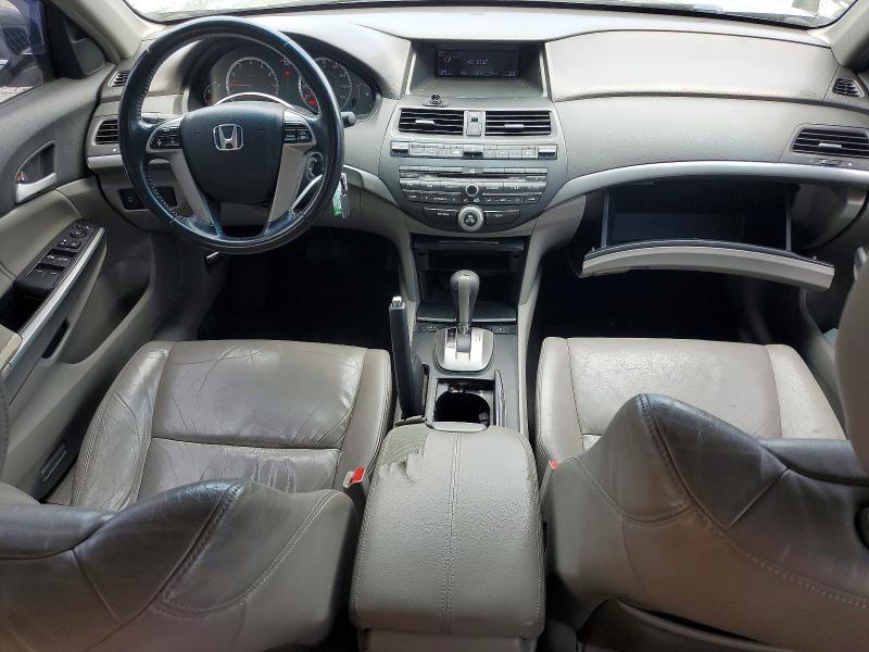 60476856 :رقم المزاد ، JHMCP26838C054256 vin ، 2008 Honda Accord مزاد بيع