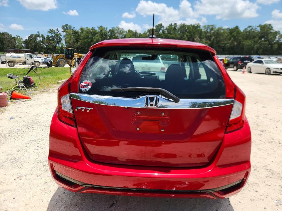 Продажа на аукционе авто 2018 Honda Fit, vin: 3HGGK5H82JM729438, номер лота: 62104726