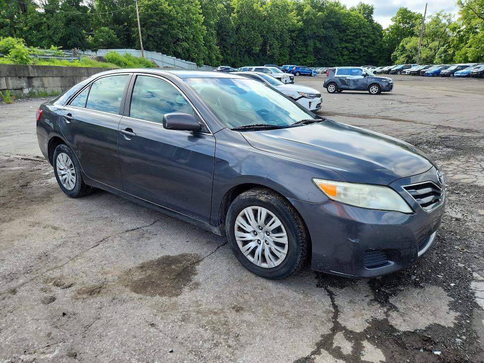2010 Toyota Camry მანქანა იყიდება აუქციონზე, vin: 4T4BF3EK2AR024427, აუქციონის ნომერი: 63168096