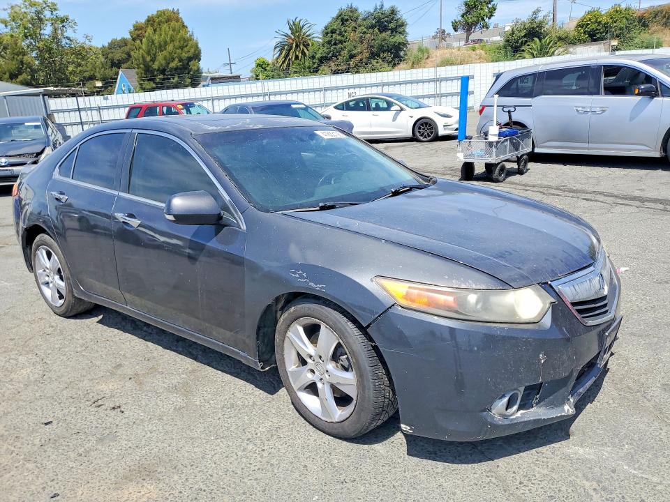 41633106 :رقم المزاد ، JH4CU2F65DC010051 vin ، 2013 Acura Tsx مزاد بيع