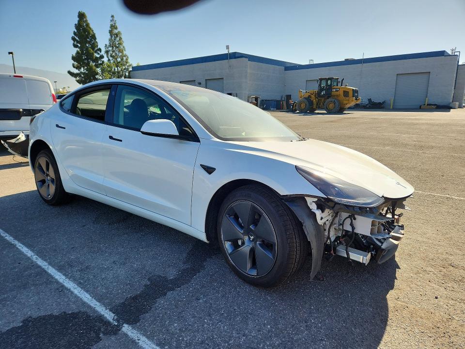 Продажа на аукционе авто 2023 Tesla Model 3, vin: 5YJ3E1EA3PF555543, номер лота: 60245266