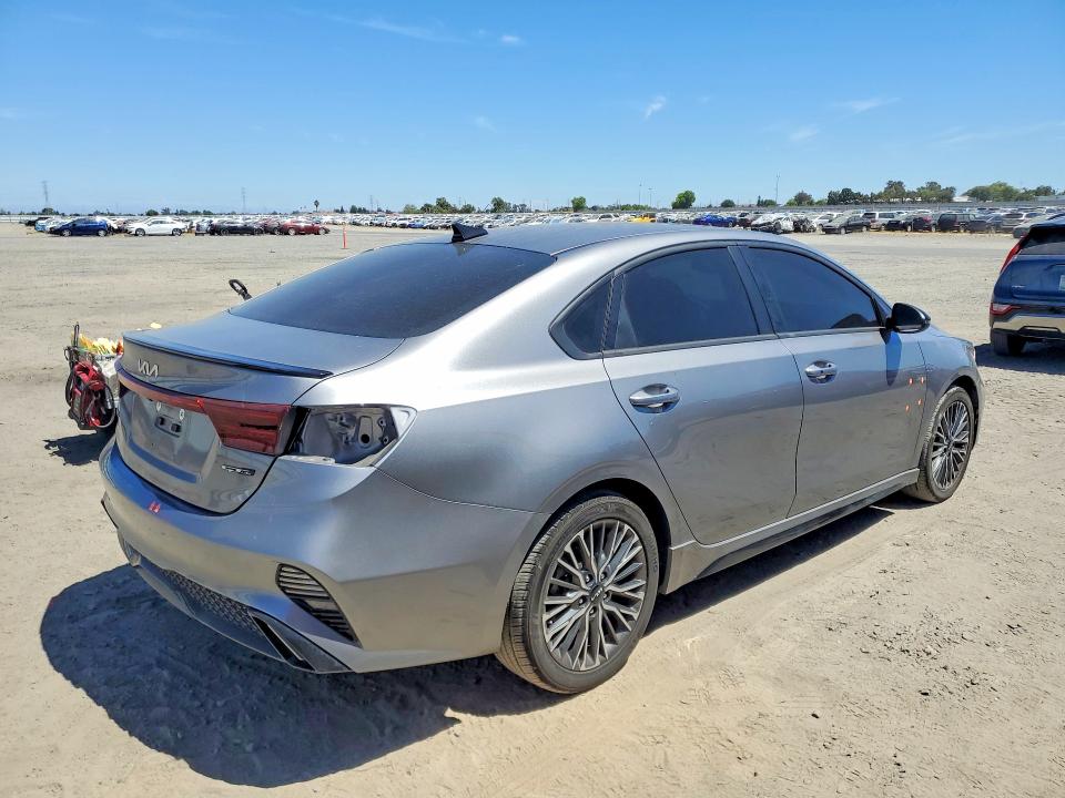 62668556 :رقم المزاد ، 3KPF54AD4RE782828 vin ، 2024 Kia Forte مزاد بيع
