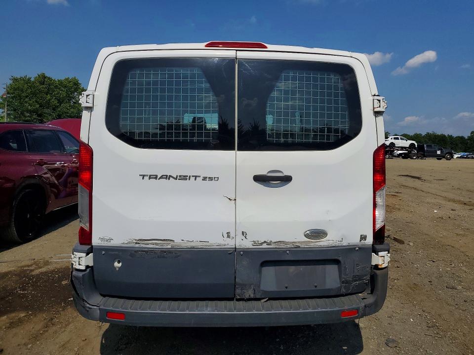 Продажа на аукционе авто 2015 Ford Transit, vin: 1FTNR1ZM6FKA56383, номер лота: 85975615