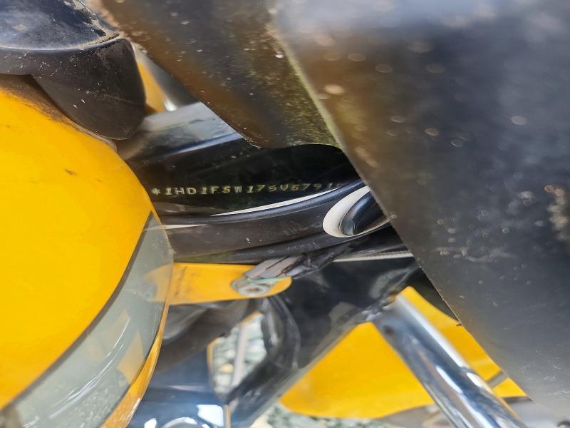 2005 Harley-davidson Fltri მანქანა იყიდება აუქციონზე, vin: 1HD1FSW175Y679108, აუქციონის ნომერი: 61507446