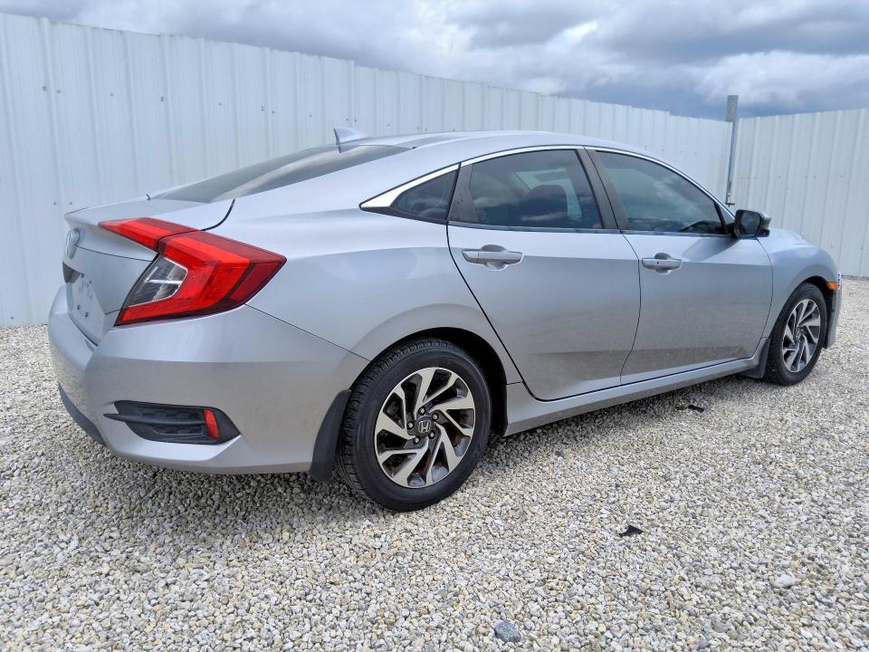 Продажа на аукционе авто 2017 Honda Civic, vin: 19XFC2F71HE046201, номер лота: 61424026