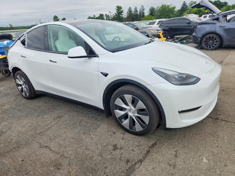 59353336 :رقم المزاد ، 7SAYGDEE4PF796230 vin ، 2023 Tesla Model Y مزاد بيع