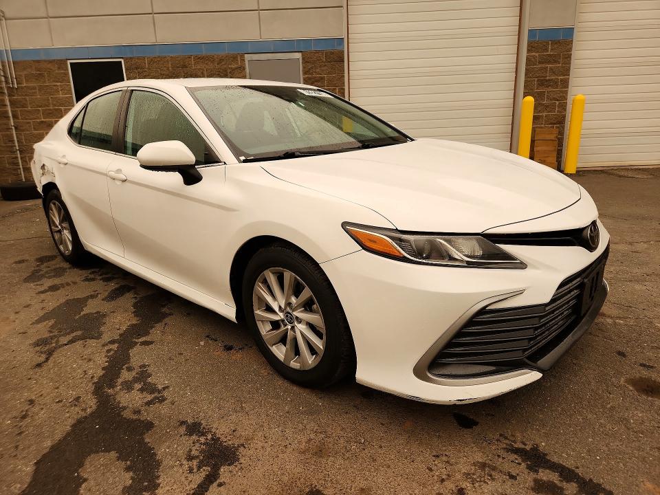 Продажа на аукционе авто 2021 Toyota Camry, vin: 4T1C11AK4MU592562, номер лота: 61327156