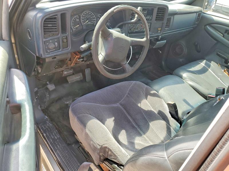 2000 Chevrolet Silverado მანქანა იყიდება აუქციონზე, vin: 1GCEC14W1YE156063, აუქციონის ნომერი: 59852666