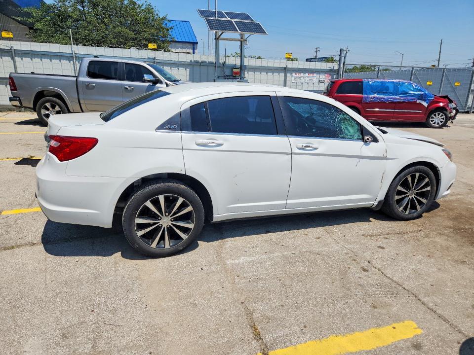 2013 Chrysler 200 მანქანა იყიდება აუქციონზე, vin: 1C3CCBBB0DN600660, აუქციონის ნომერი: 60605076