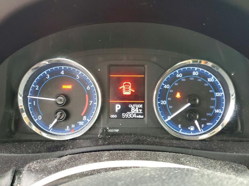 2018 Toyota Corolla მანქანა იყიდება აუქციონზე, vin: 5YFBURHE8JP840536, აუქციონის ნომერი: 61949436