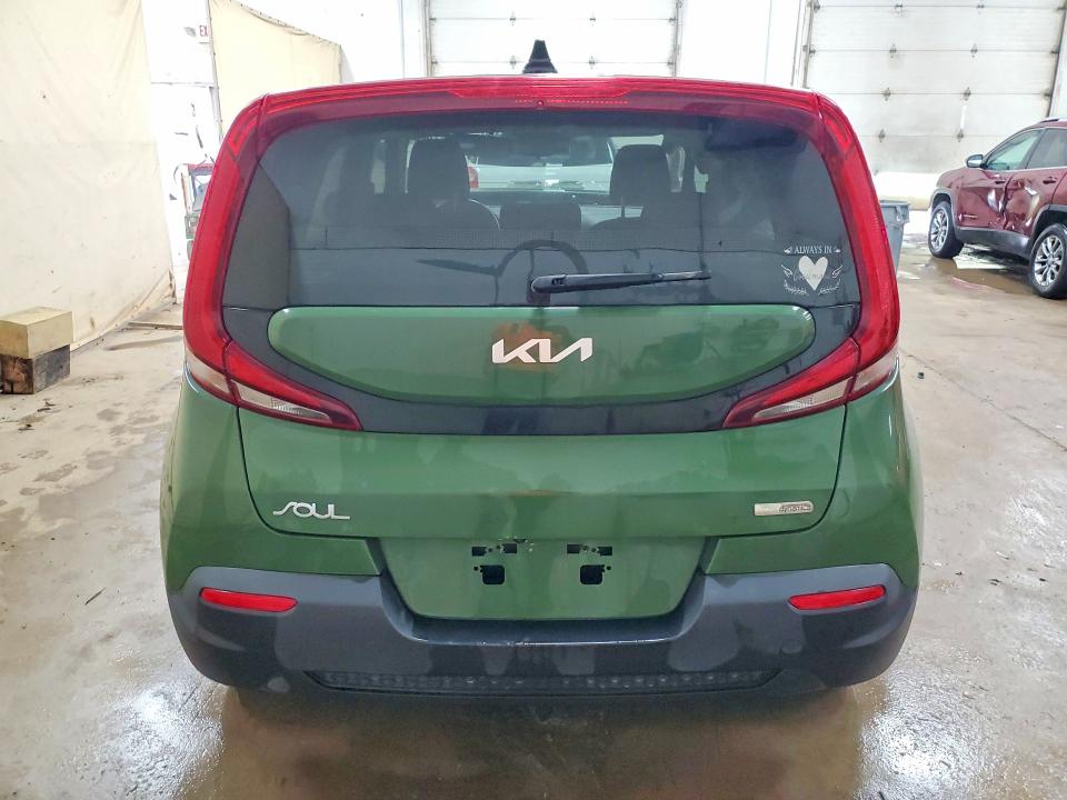 59777026 :رقم المزاد ، KNDJ33AU8N7155344 vin ، 2022 Kia Soul مزاد بيع