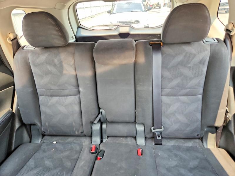 60233616 :رقم المزاد ، KNMAT2MV2FP513716 vin ، 2015 Nissan Rogue مزاد بيع