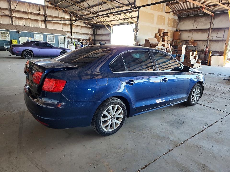 62267976 :رقم المزاد ، 3VWDP7AJ7DM358497 vin ، 2013 Volkswagen Jetta مزاد بيع