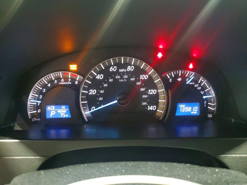 60423956 :رقم المزاد ، 4T1BK1FKXCU516425 vin ، 2012 Toyota Camry مزاد بيع
