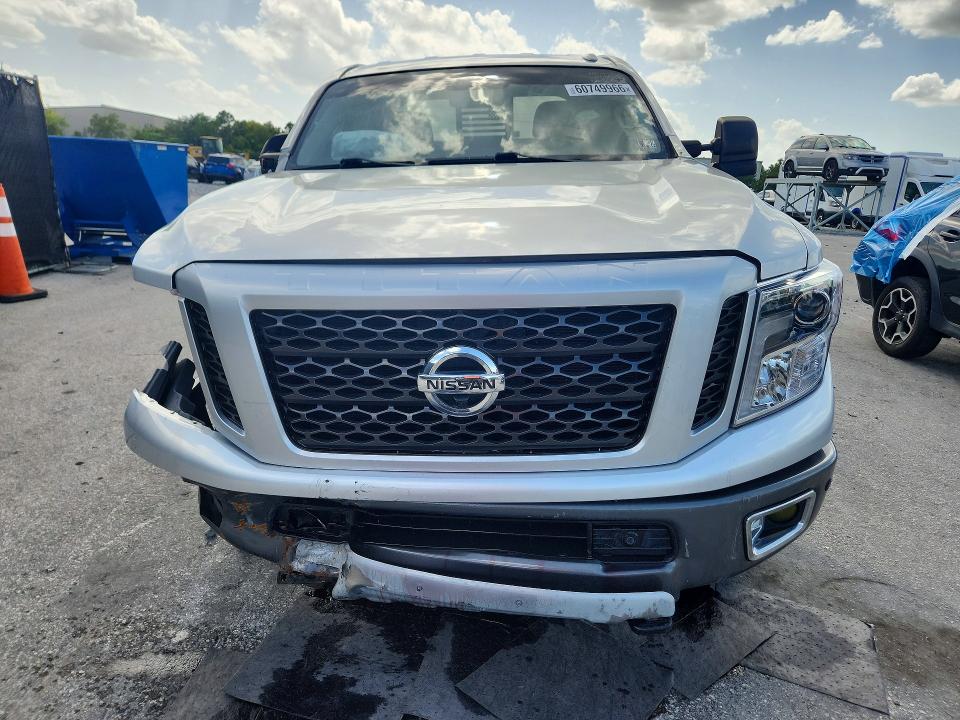 Продаж на аукціоні авто 2019 Nissan Titan Xd, vin: 1N6BA1F41KN510589, номер лоту: 60749966