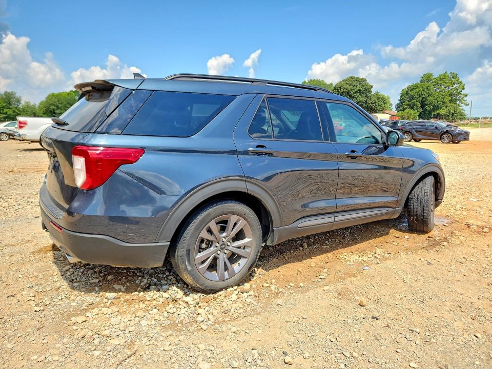 Продажа на аукционе авто 2024 Ford Explorer, vin: 1FMSK7DHXRGA18632, номер лота: 60257566