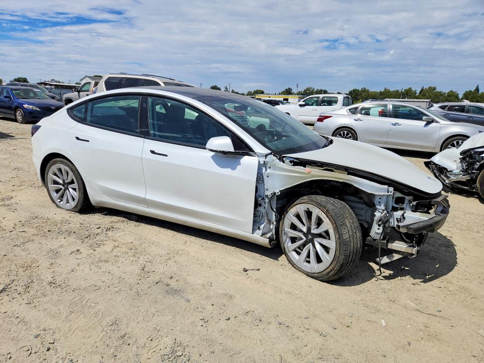 60529366 :رقم المزاد ، 5YJ3E1EAXNF301504 vin ، 2022 Tesla Model 3 مزاد بيع