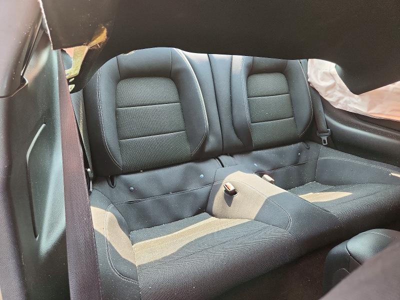 62635356 :رقم المزاد ، 1FA6P8AM9G5255805 vin ، 2016 Ford Mustang مزاد بيع