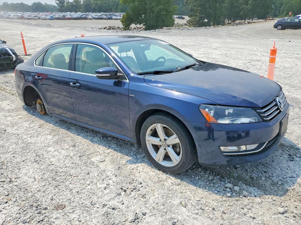 Продаж на аукціоні авто 2015 Volkswagen Passat, vin: 1VWAT7A31FC108919, номер лоту: 62762736