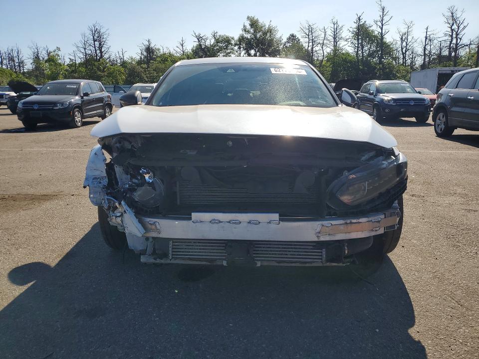 62270656 :رقم المزاد ، 1HGCV1F31KA120362 vin ، 2019 Honda Accord مزاد بيع