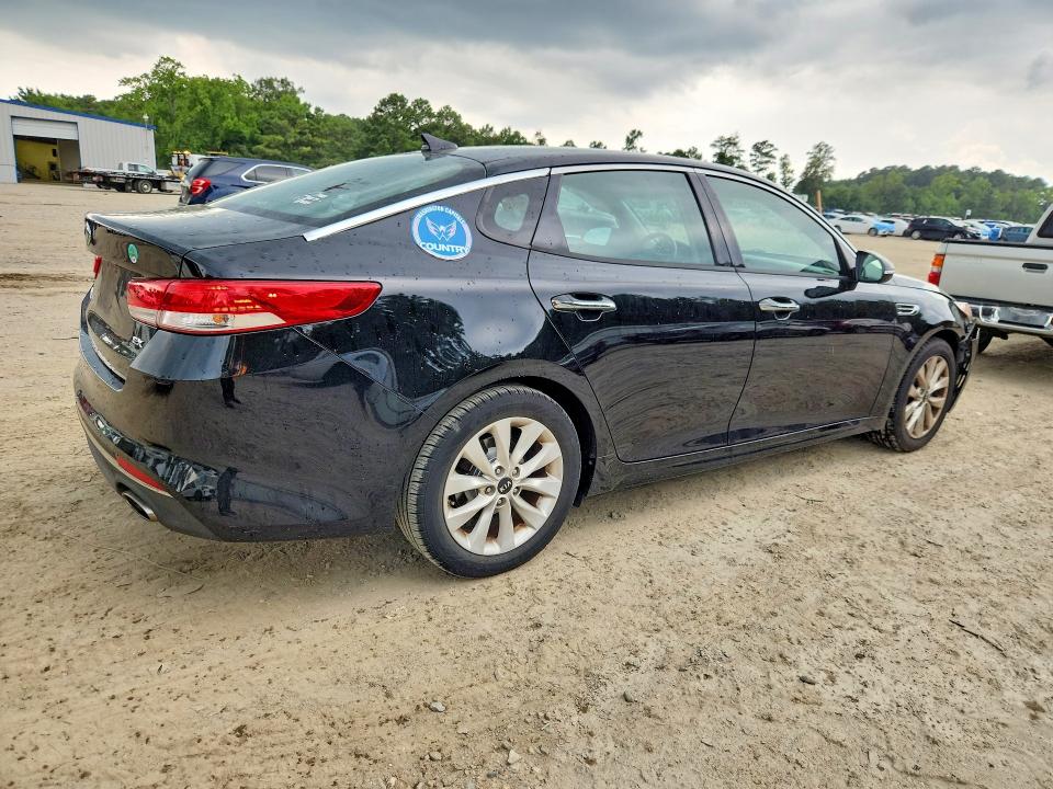 Продаж на аукціоні авто 2017 Kia Optima, vin: 5XXGU4L3XHG171817, номер лоту: 62658166