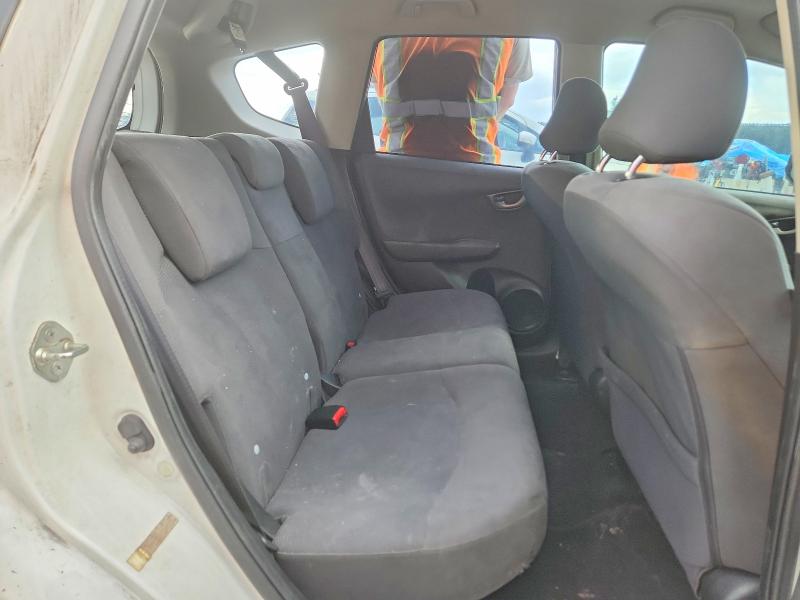 2013 Honda Fit მანქანა იყიდება აუქციონზე, vin: JHMGE8H34DC018324, აუქციონის ნომერი: 61576906