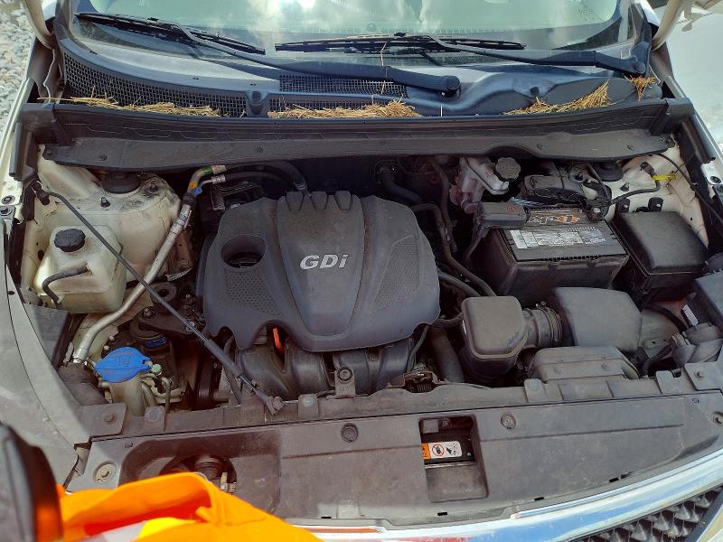 61671296 :رقم المزاد ، KNDPC3AC4F7687466 vin ، 2015 Kia Sportage مزاد بيع