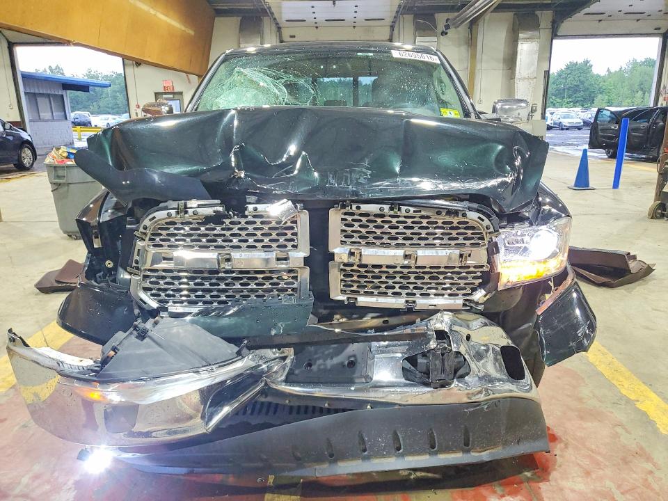 62695616 :رقم المزاد ، 1C6RR7NT2HS768367 vin ، 2017 Ram 1500 مزاد بيع