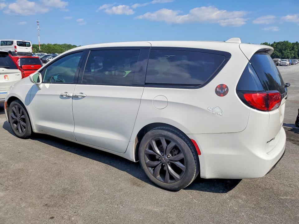 Продажа на аукционе авто 2019 Chrysler Pacifica, vin: 2C4RC1FGXKR506808, номер лота: 60583286