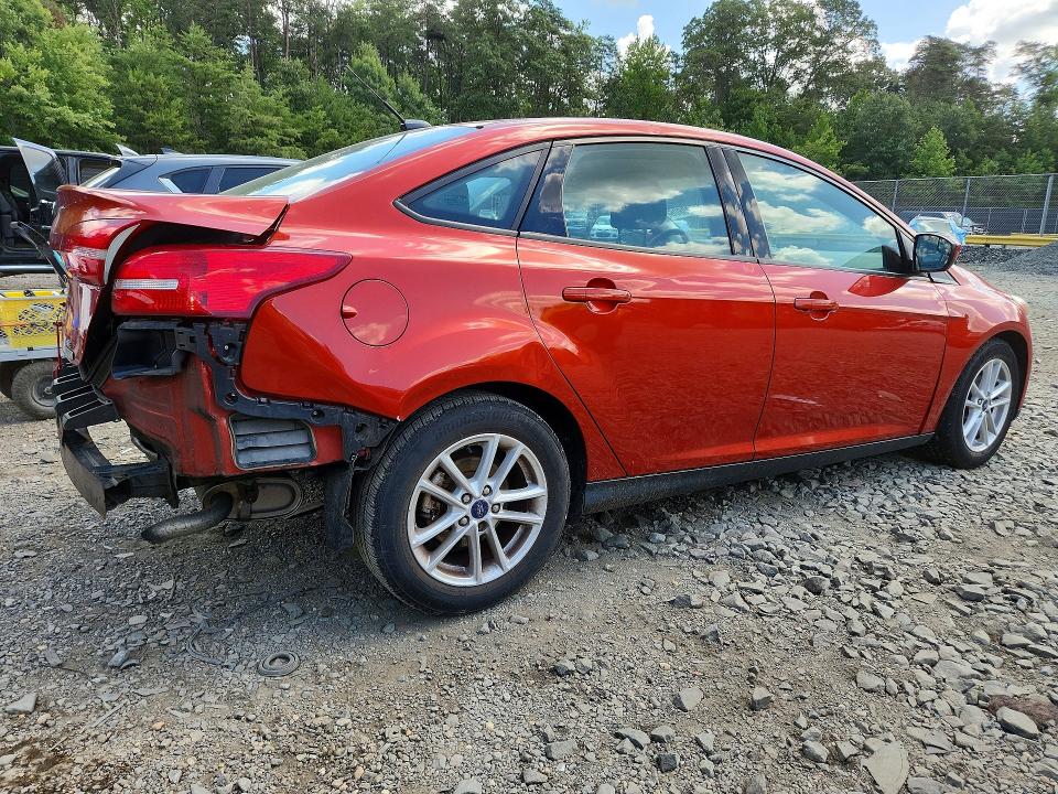 63190806 :رقم المزاد ، 1FADP3FE3JL256821 vin ، 2018 Ford Focus مزاد بيع