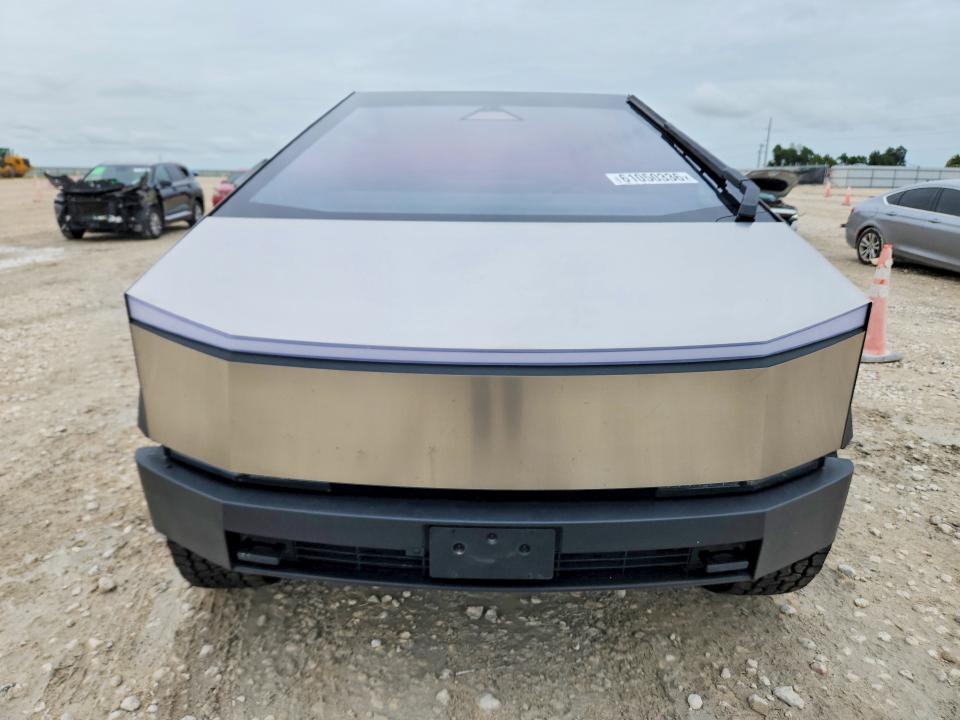 2024 Tesla Cybertruck მანქანა იყიდება აუქციონზე, vin: 7G2CEHED0RA033338, აუქციონის ნომერი: 61050336