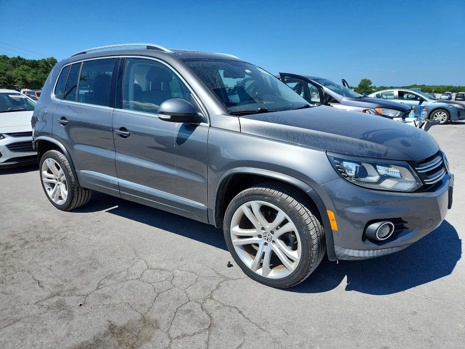63400556 :رقم المزاد ، WVGAV7AX4GW522790 vin ، 2016 Volkswagen Tiguan مزاد بيع