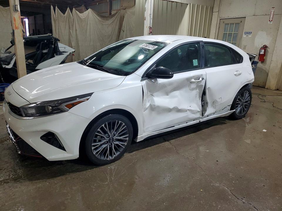 2023 Kia Forte მანქანა იყიდება აუქციონზე, vin: 3KPF54AD6PE578125, აუქციონის ნომერი: 61681276