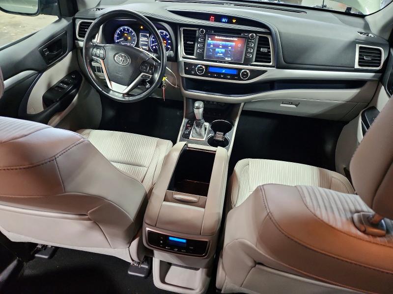 Продаж на аукціоні авто 2018 Toyota Highlander, vin: 5TDBZRFH3JS834844, номер лоту: 60195556