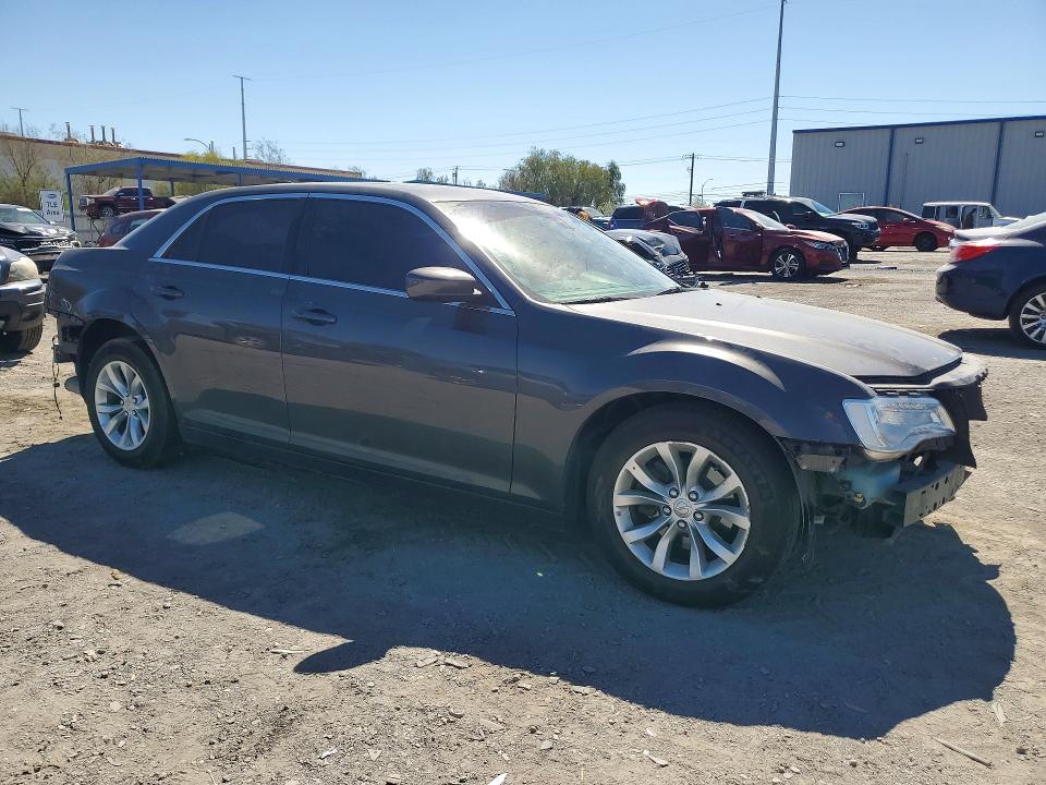 63073456 :رقم المزاد ، 2C3CCAAG4GH211900 vin ، 2016 Chrysler 300 مزاد بيع