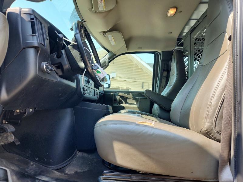 60425766 :رقم المزاد ، 1GCWGAFG8K1294289 vin ، 2019 Chevrolet Express G2500 مزاد بيع