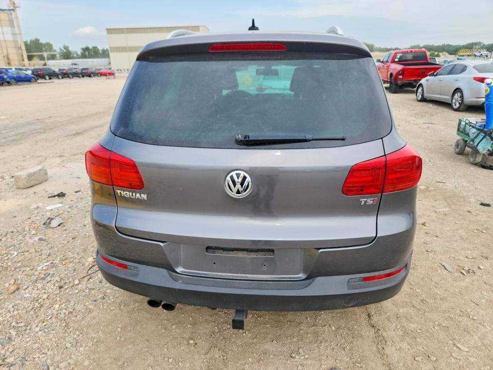 Продажа на аукционе авто 2016 Volkswagen Tiguan, vin: WVGAV7AX8GW575993, номер лота: 62202866