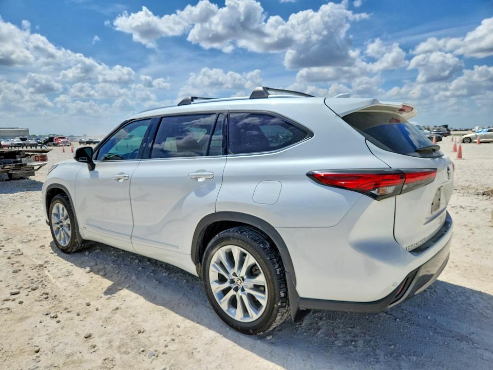 Продаж на аукціоні авто 2023 Toyota Highlander Hybrid, vin: 5TDXBRCH2PS124583, номер лоту: 59960646