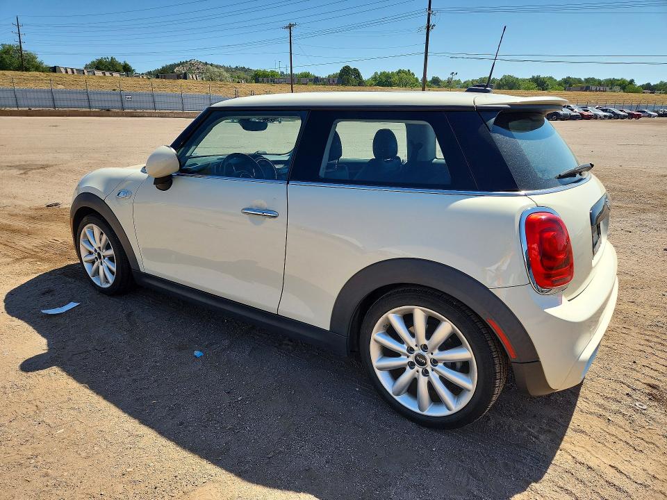 2015 Mini Cooper მანქანა იყიდება აუქციონზე, vin: WMWXP7C51F2A37033, აუქციონის ნომერი: 60832036