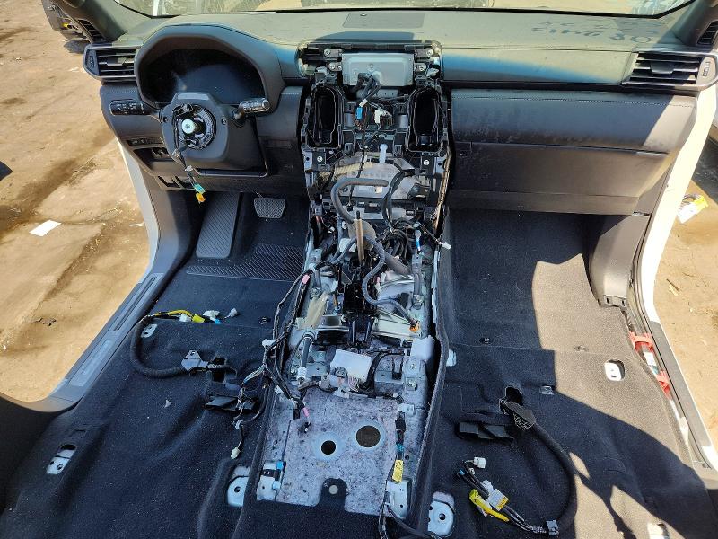 73342855 :رقم المزاد ، JTJGB7CX0S4082413 vin ، 2025 Lexus Lx 600 مزاد بيع