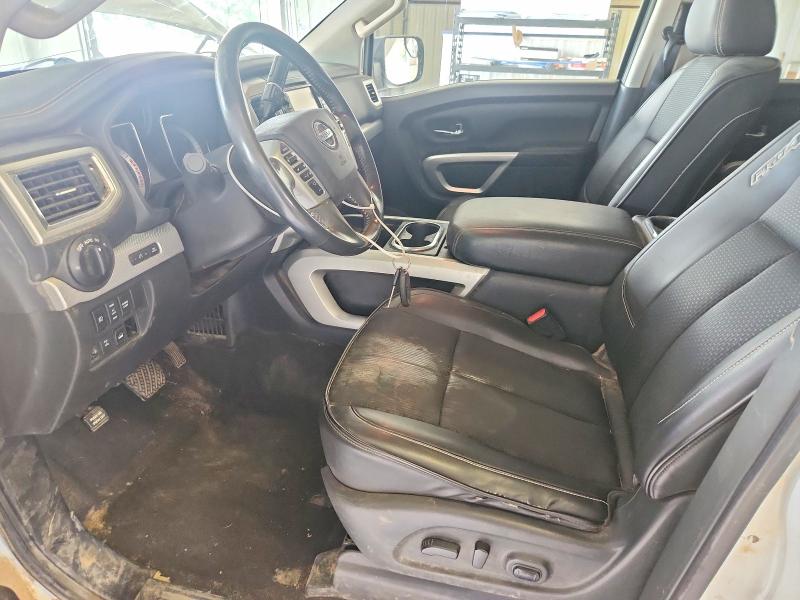 62052706 :رقم المزاد ، 1N6AA1E53HN549246 vin ، 2017 Nissan Titan مزاد بيع