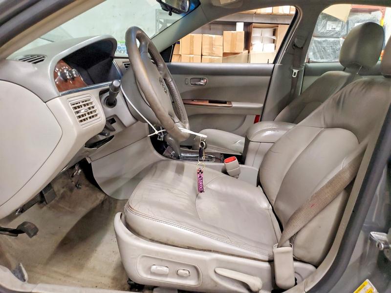 2008 Buick Lacrosse მანქანა იყიდება აუქციონზე, vin: 2G4WD582X81238905, აუქციონის ნომერი: 59869996