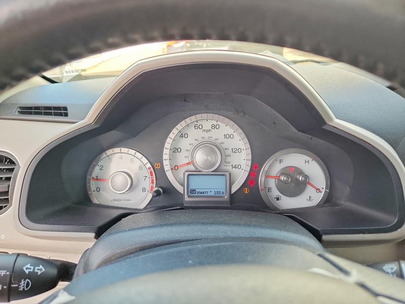 61689596 :رقم المزاد ، 5FNYF4H94BB018050 vin ، 2011 Honda Pilot مزاد بيع