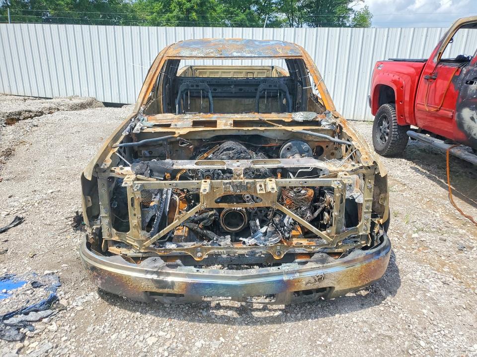 Продажа на аукционе авто 2015 Chevrolet Silverado, vin: 1GCVKPEC5FZ411300, номер лота: 62771096
