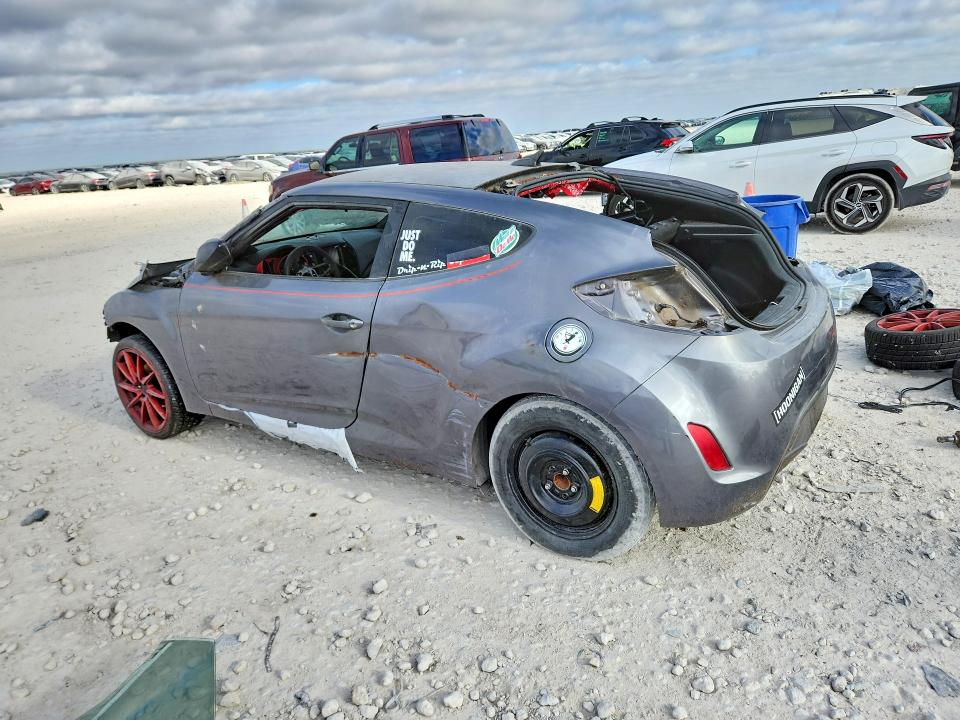 2013 Hyundai Veloster მანქანა იყიდება აუქციონზე, vin: KMHTC6AD9DU166990, აუქციონის ნომერი: 62346946