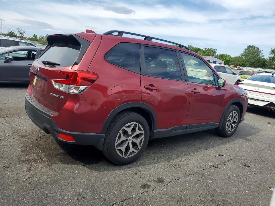 Продаж на аукціоні авто 2023 Subaru Forester, vin: JF2SKADC8PH519825, номер лоту: 61234366